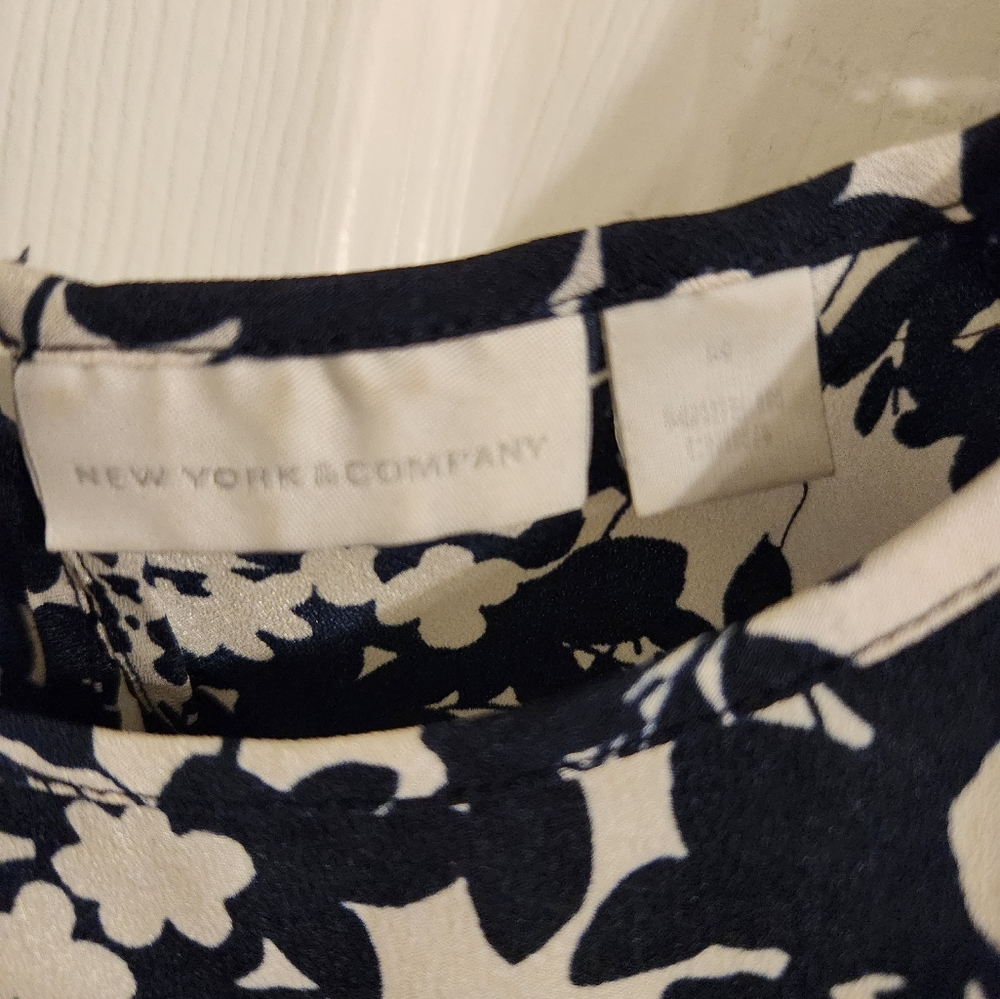 Ladies Medium blouse